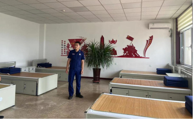 医学护理系团委暑期慰问活动417.jpg 医学护理系团委暑期慰问活动417.jpg