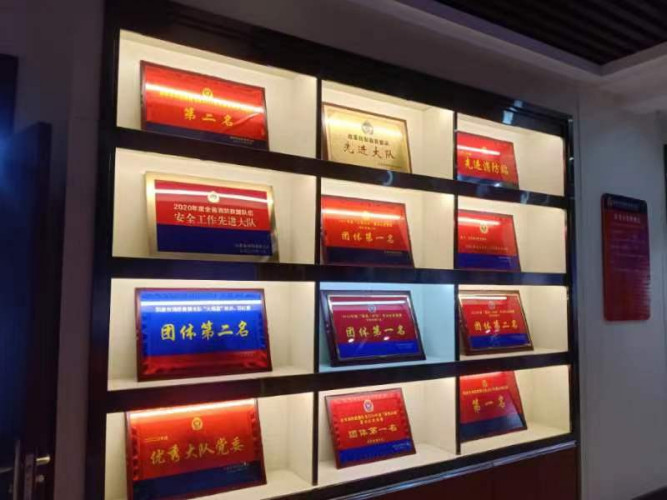 医学护理系团委暑期慰问活动420.jpg 医学护理系团委暑期慰问活动420.jpg