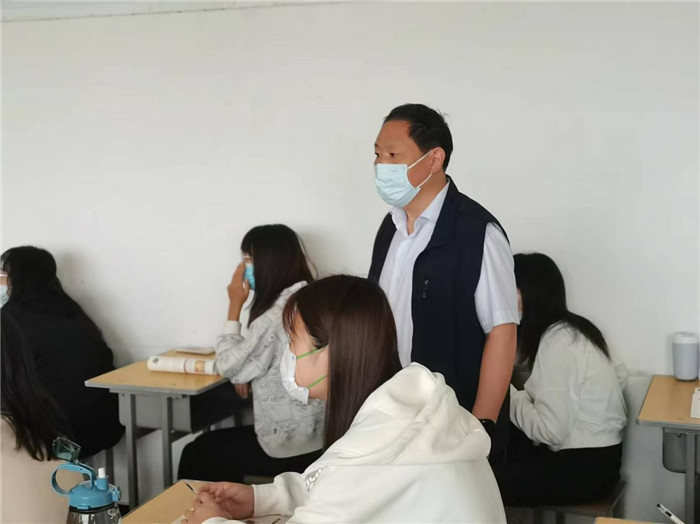 图片2.jpg 图片2.jpg