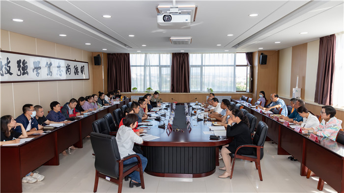 图片4.jpg 图片4.jpg
