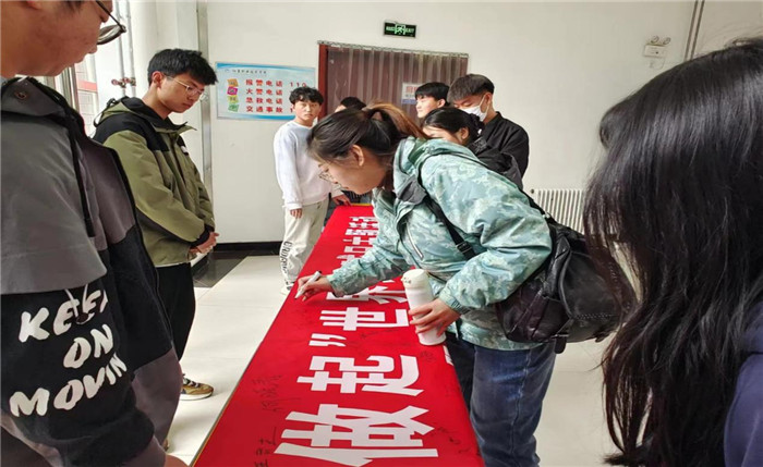 图片14.jpg 图片14.jpg