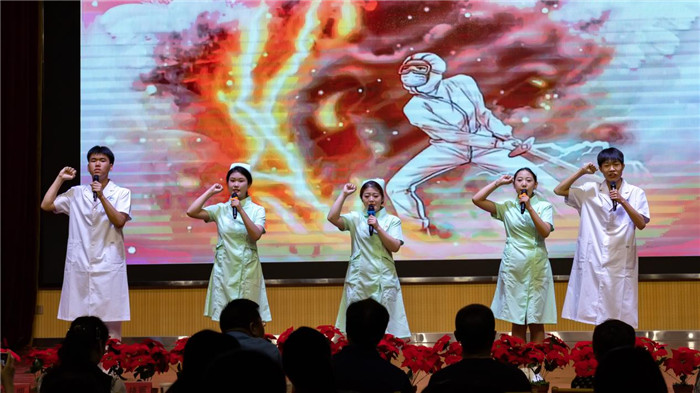 图片13.jpg 图片13.jpg
