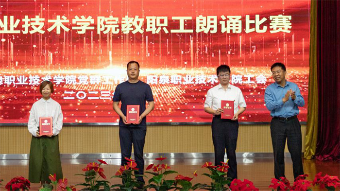 图片19.jpg 图片19.jpg