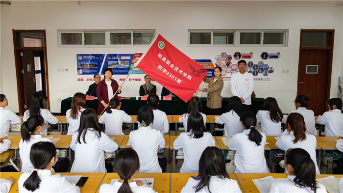 图片3.jpg 图片3.jpg