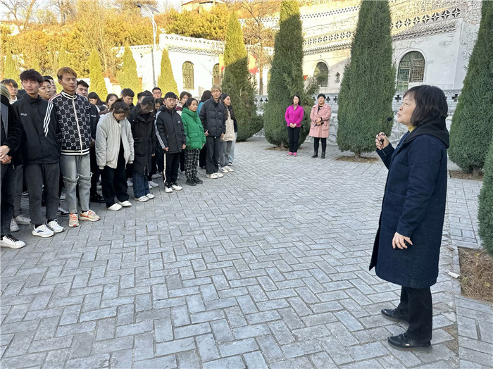 图片5.jpg 图片5.jpg