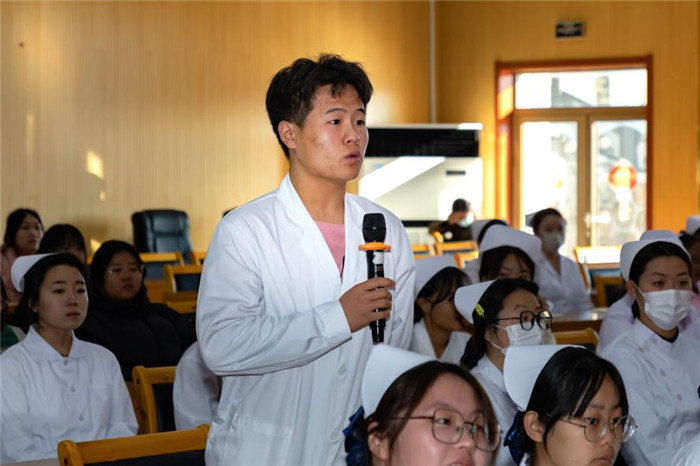 图片4.jpg 图片4.jpg