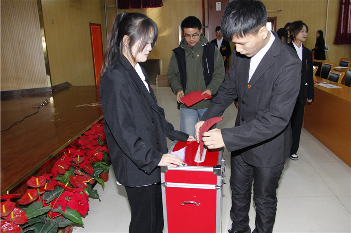 图片2.jpg 图片2.jpg