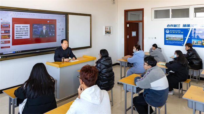 图片2.jpg 图片2.jpg