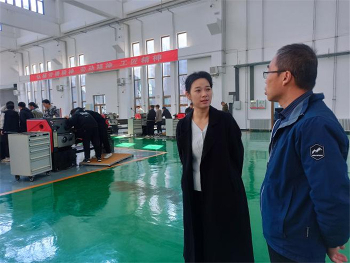 图片4.jpg 图片4.jpg