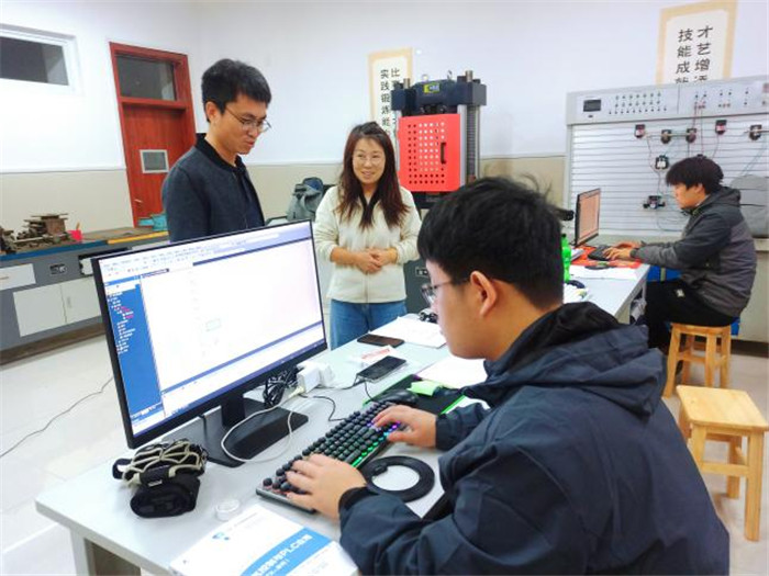 图片5.jpg 图片5.jpg
