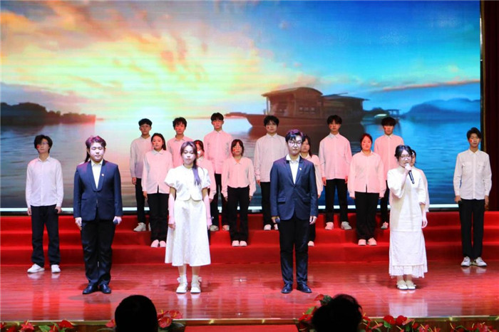 图片2.jpg 图片2.jpg