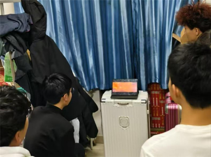 图片3.jpg 图片3.jpg