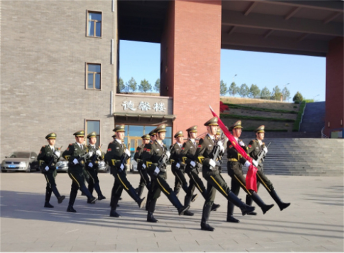 图片2.jpg 图片2.jpg