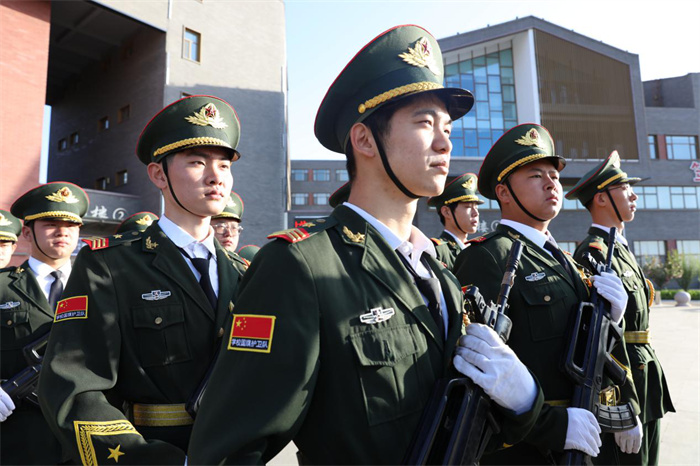 图片3.jpg 图片3.jpg