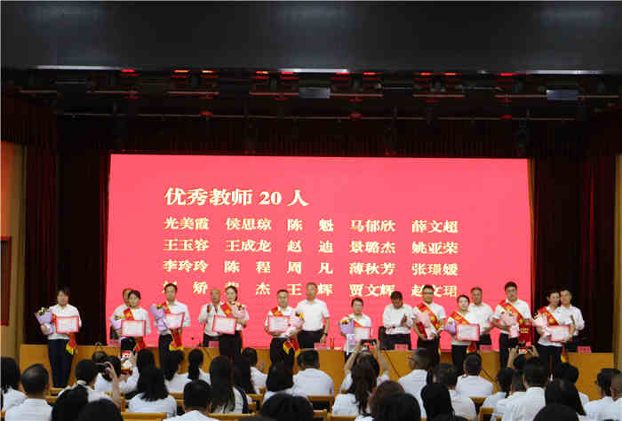 图片2.jpg 图片2.jpg