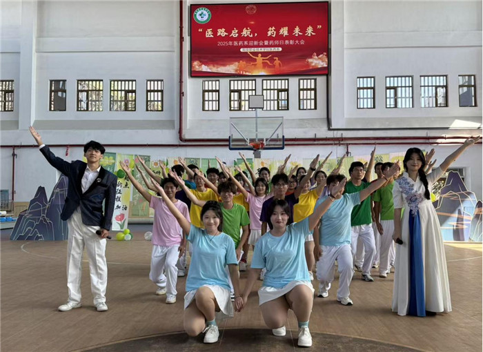 图片2.jpg 图片2.jpg