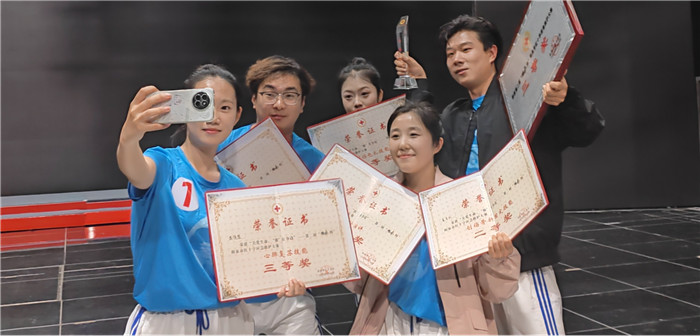 图片9.jpg 图片9.jpg